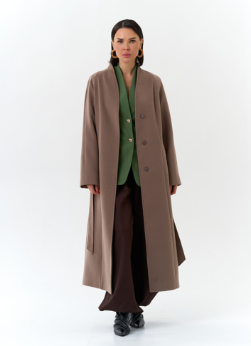 Женское пальто с поясом