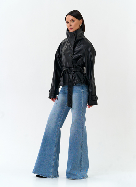 Женская куртка из эко кожи с поясом