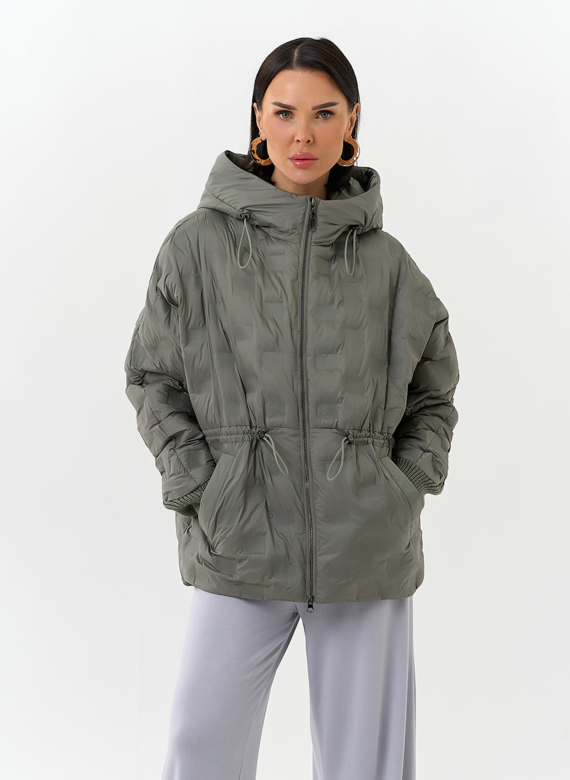 Женская куртка с капюшоном 