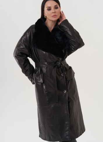 Пальто женское из натуральной кожи с отделкой из кролика 