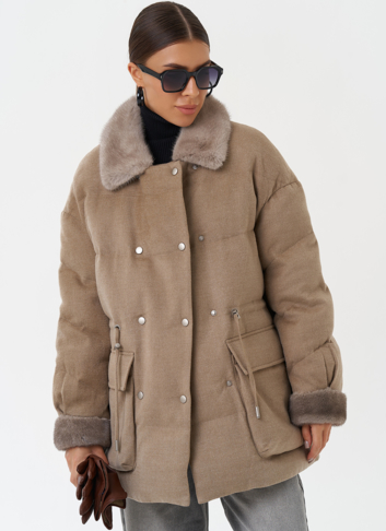 Полупальто с отделкой из меха норки