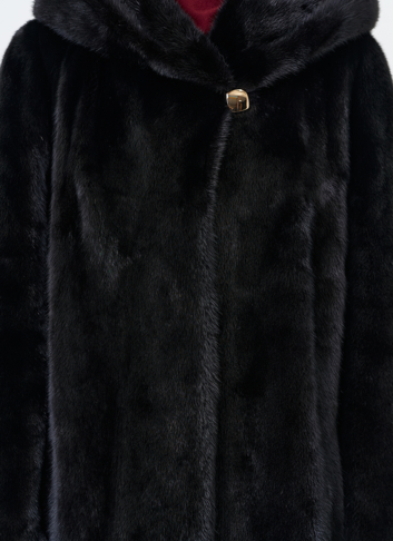 Женская шуба из скандинавской норки с капюшоном