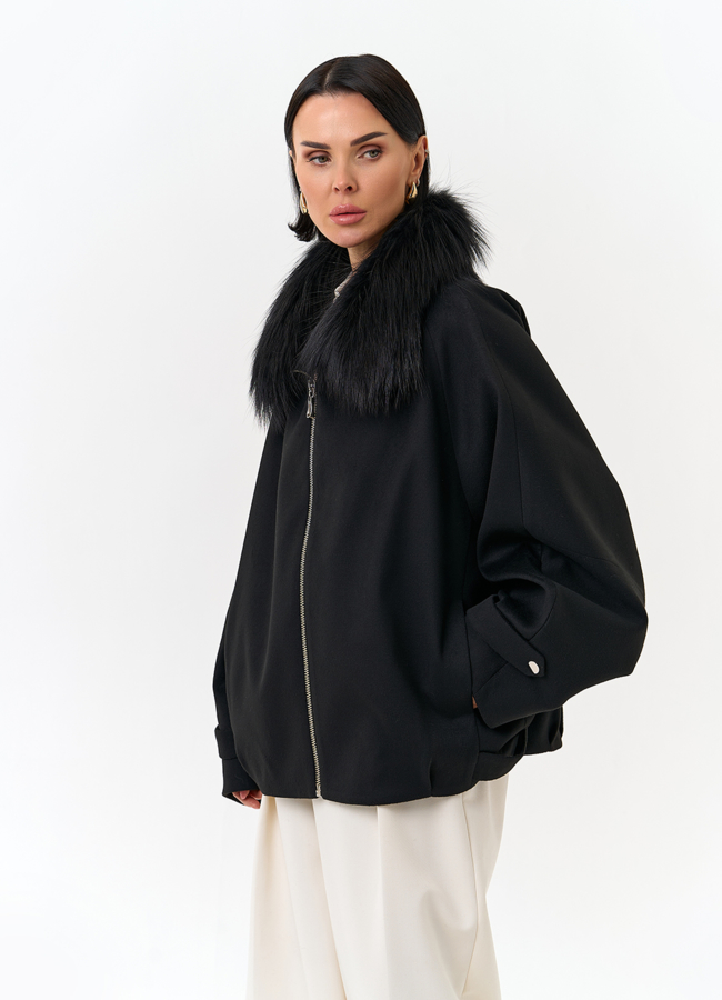 Женское укороченное пальто с отделкой из меха лисы модель № 32859 универмаг малина