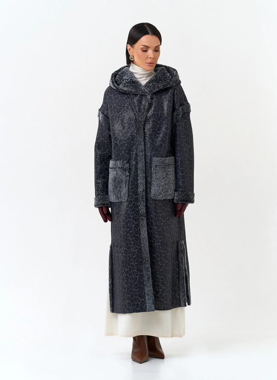 Женская двухсторонняя дубленка из натурального меха фото