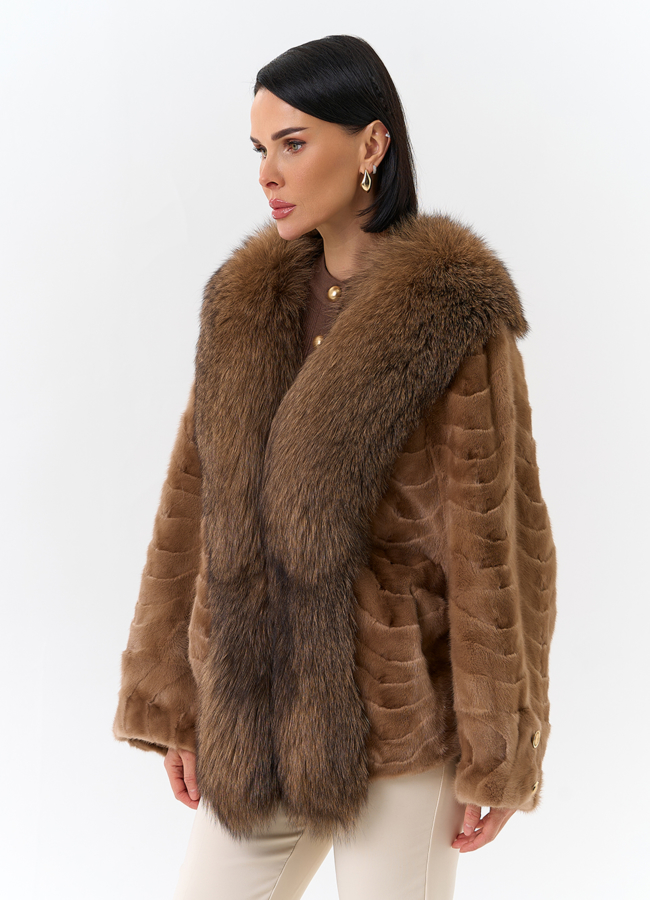 Шуба из норки с отделкой из меха лисы модель № 32200 универмаг малина