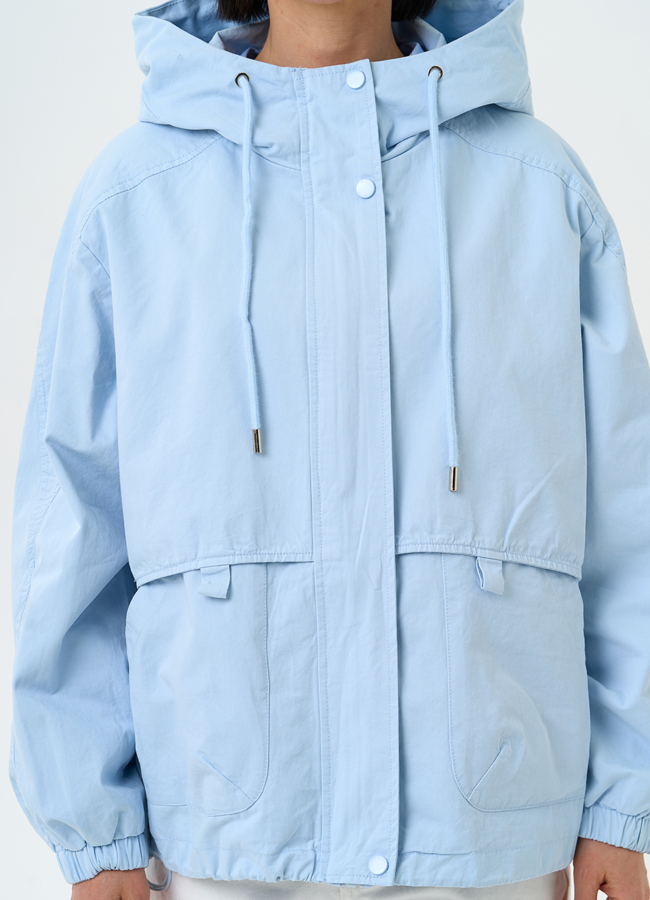 Женская ветровка с капюшоном модель № 30637 универмаг малина