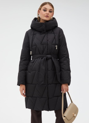 Женский пуховик с поясом