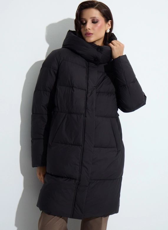 Женский пуховик с капюшоном фото
