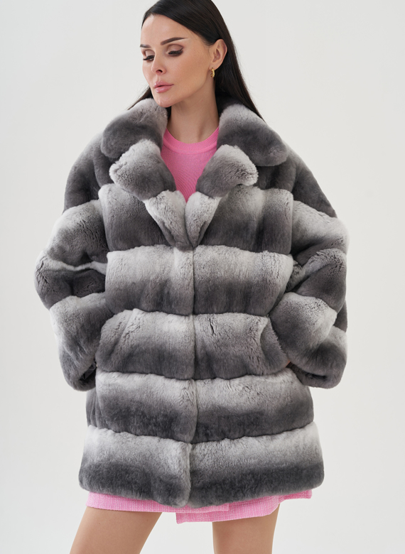 Шуба из кролика оверсайз