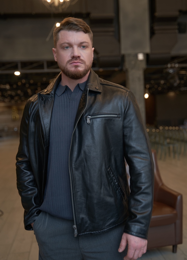 Мужская кожаная куртка 