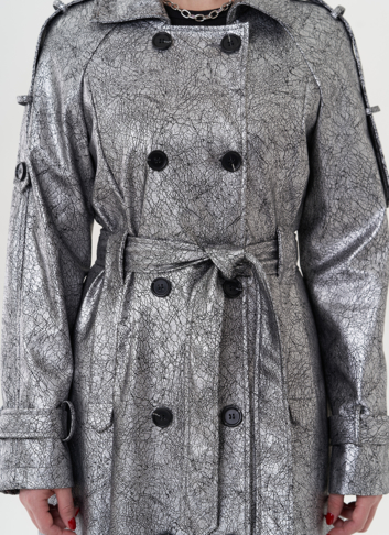 Плащ из эко кожи под серебро