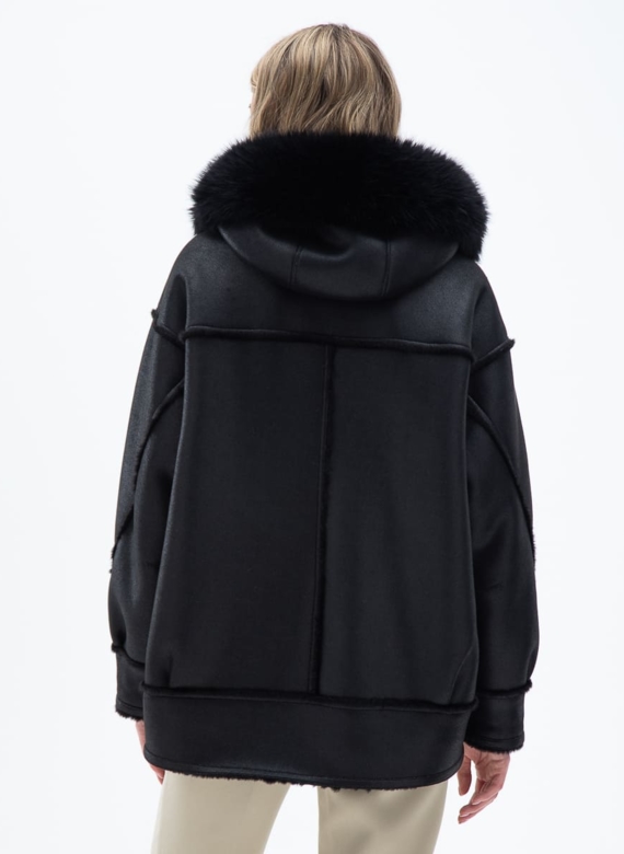 Женская дубленка из эко кожи с капюшоном