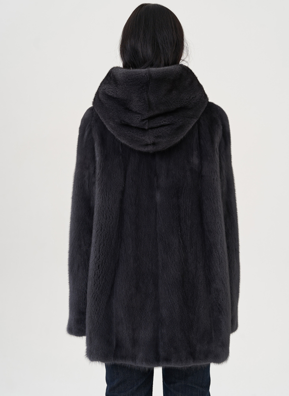 Шуба из норки в цвете графит