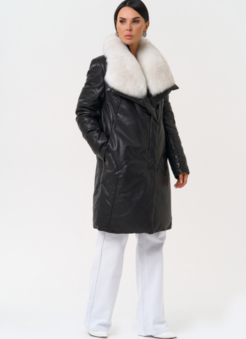 Пуховик из натуральной кожи с меховым воротником