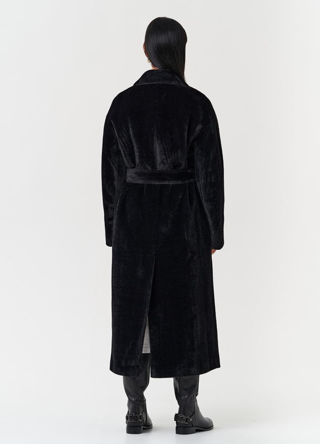 Утепленное пальто из эко меха модель № 28104 универмаг малина